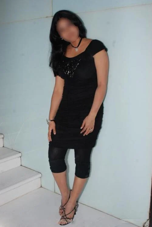 Call Girls Nasrullaganj